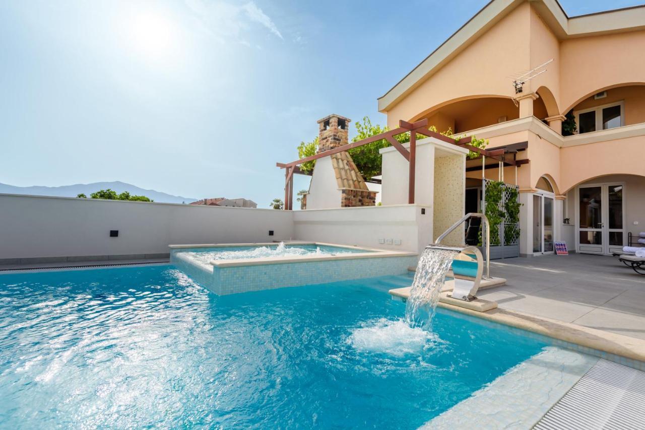 Neretva Valley Apartments - Heated Pool Metković Eksteriør billede