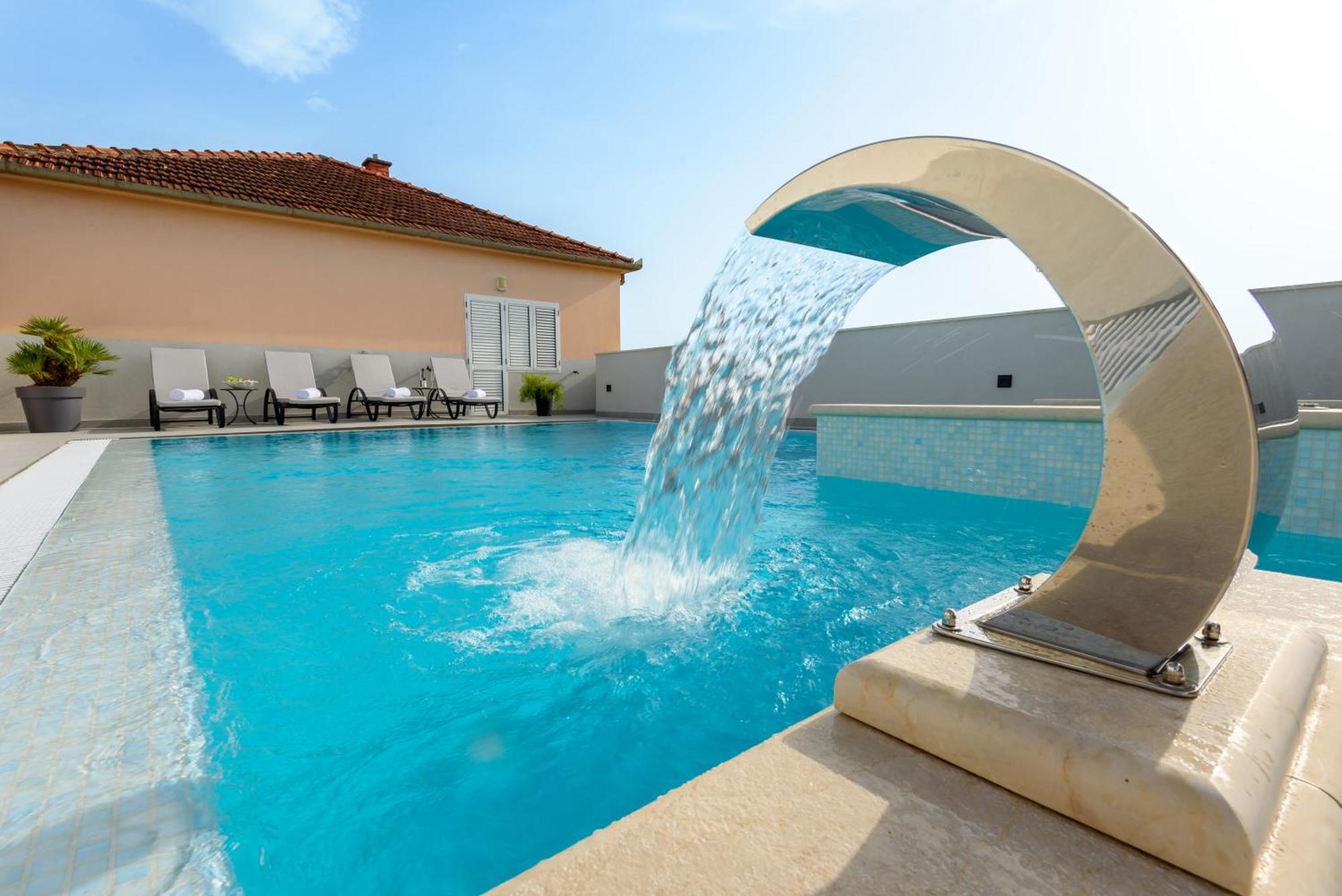 Neretva Valley Apartments - Heated Pool Metković Eksteriør billede