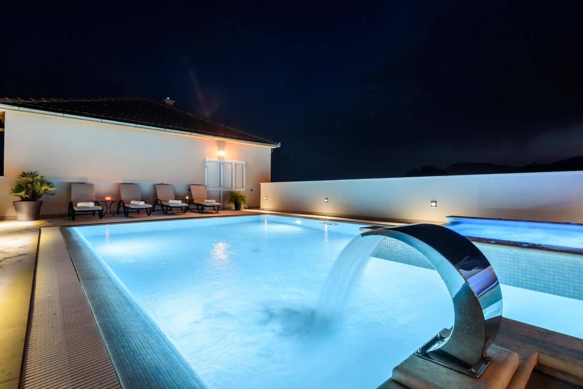 Neretva Valley Apartments - Heated Pool Metković Eksteriør billede
