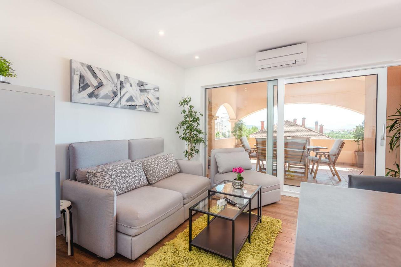 Neretva Valley Apartments - Heated Pool Metković Eksteriør billede